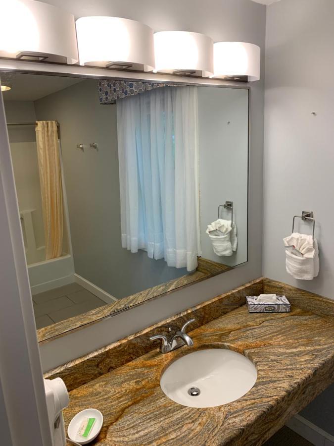 The At Turbat's Creek Motel