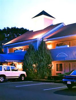 The At Turbat's Creek Kennebunkport
